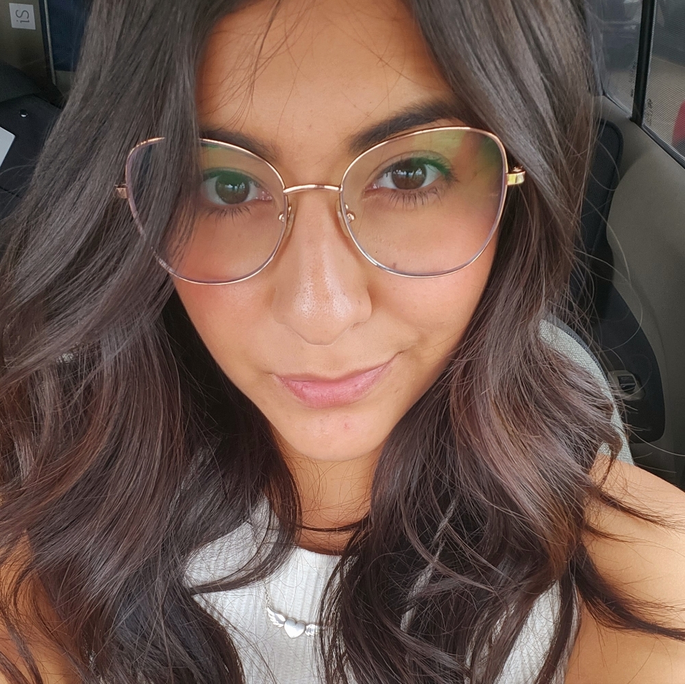 Meet your Posher, Fernanda